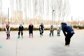 谢鹏飞仍无缘首发！曾经在三镇队无所不能，现在在申花把板凳坐穿