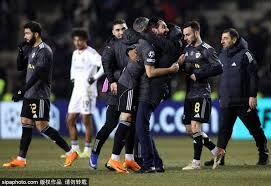 扑克策略里的取舍艺术（扑克策略中的权衡之道）