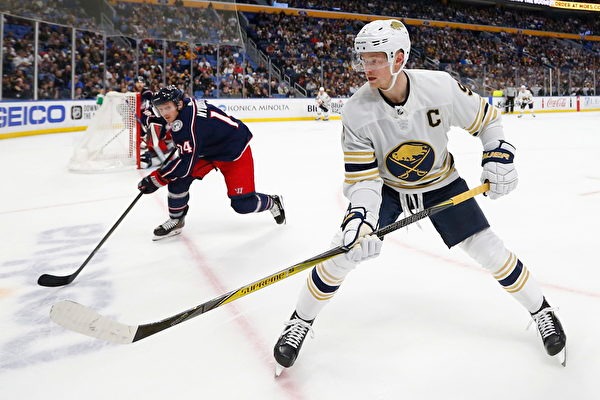 NBA焦点战：湖人客场逆转掘金,